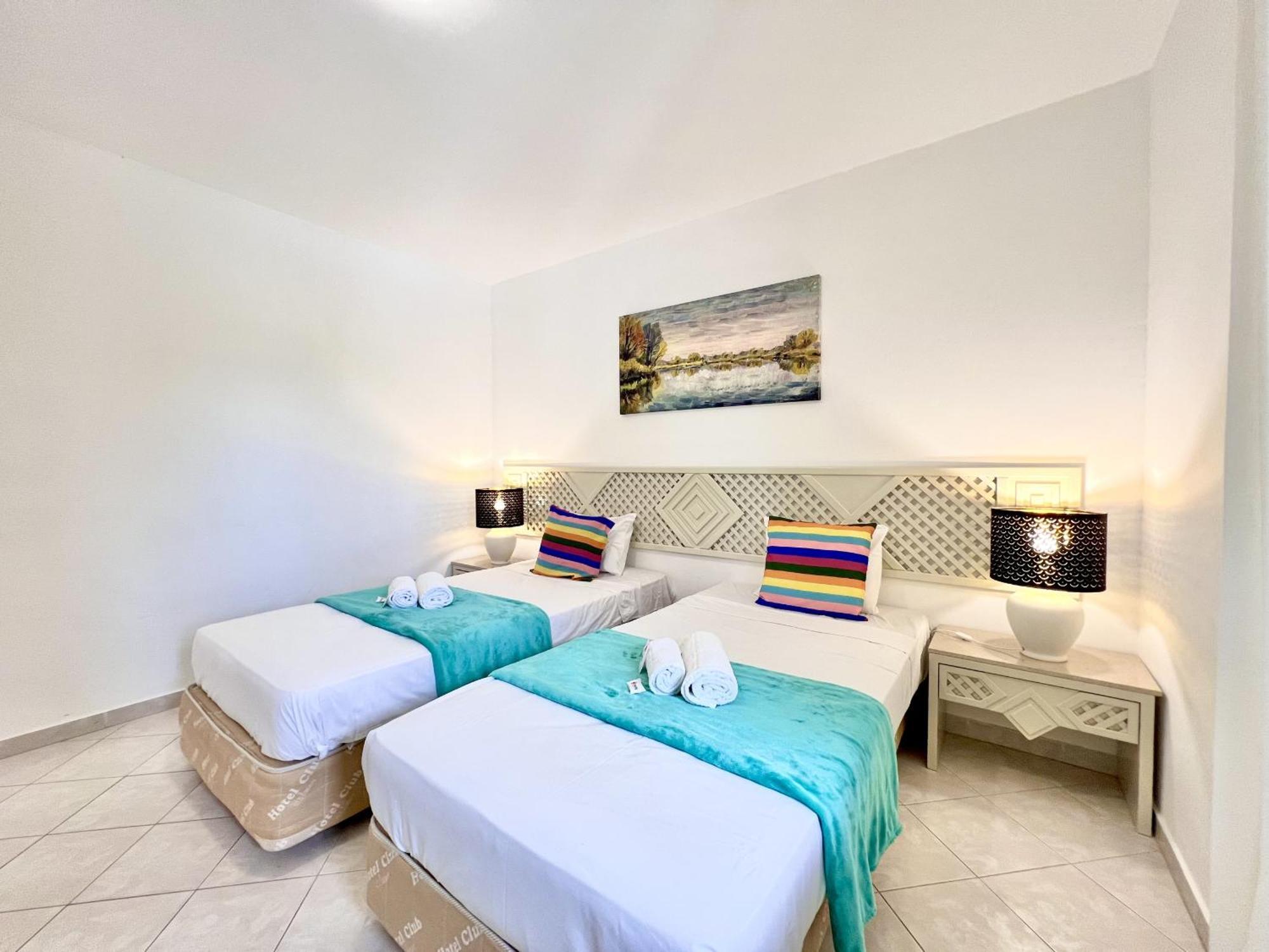 Balaia Golf Vilage 7 With Pool By Homing Apartment
